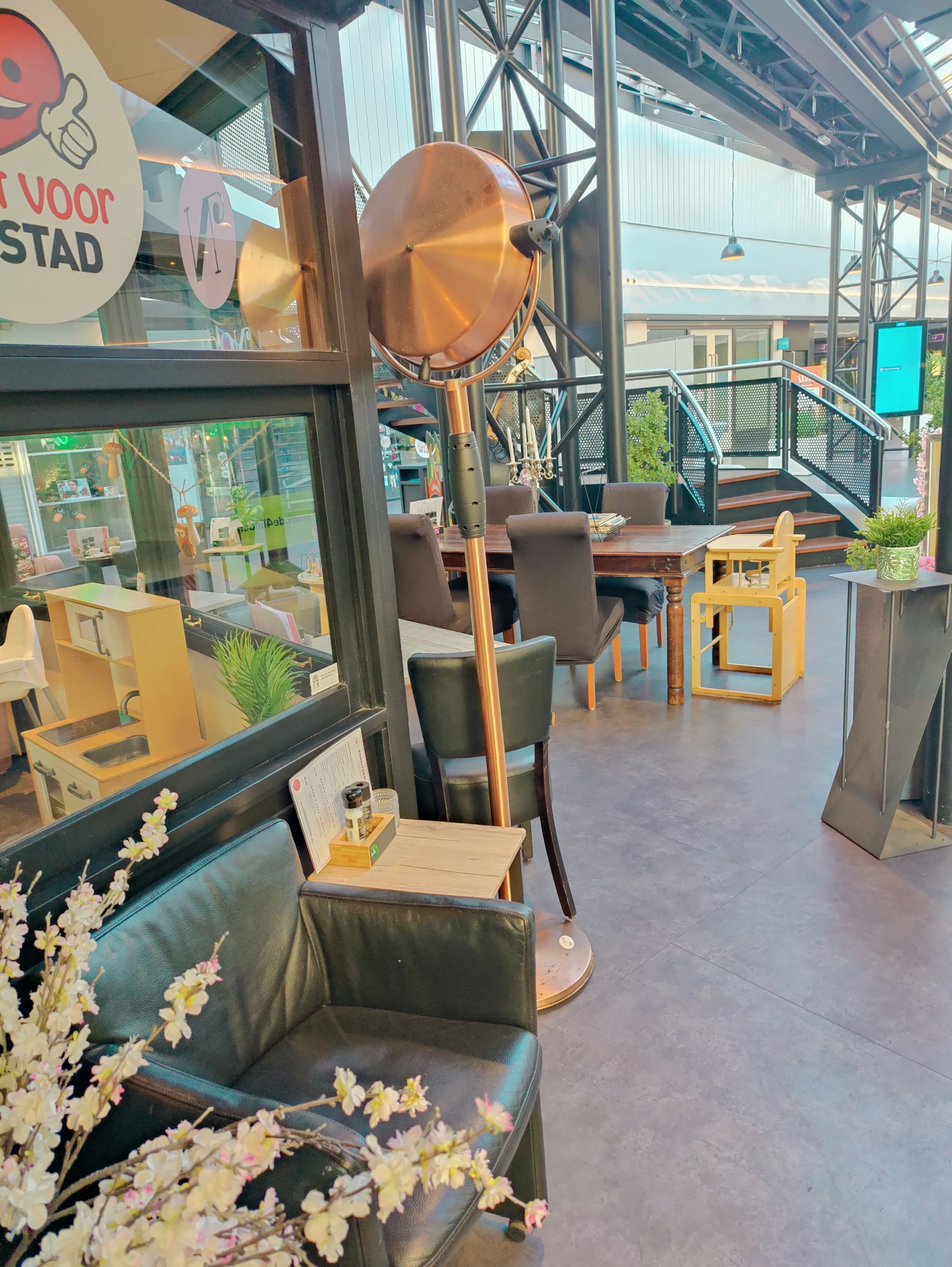 RESTAURANT TER OVERNAME IN LELYSTAD – 150 M² IN HET CENTRUM — foto 5 van 11