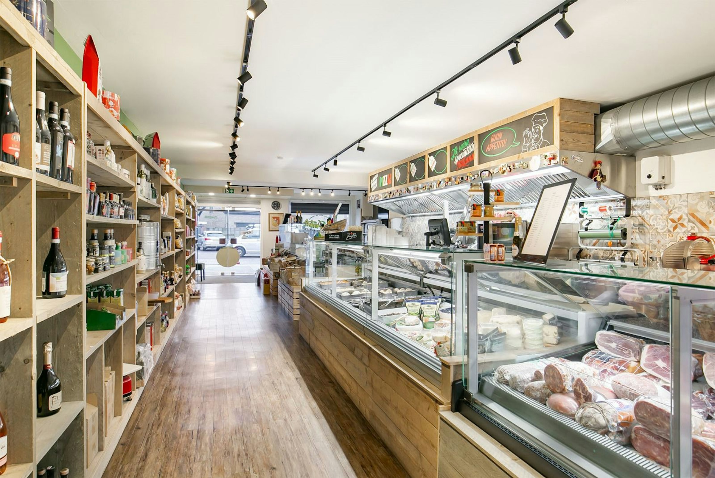 ITALIAANSE DELICATESSEWINKEL & HORECA TER OVERNAME IN ELST – 110 M² — foto 6 van 26