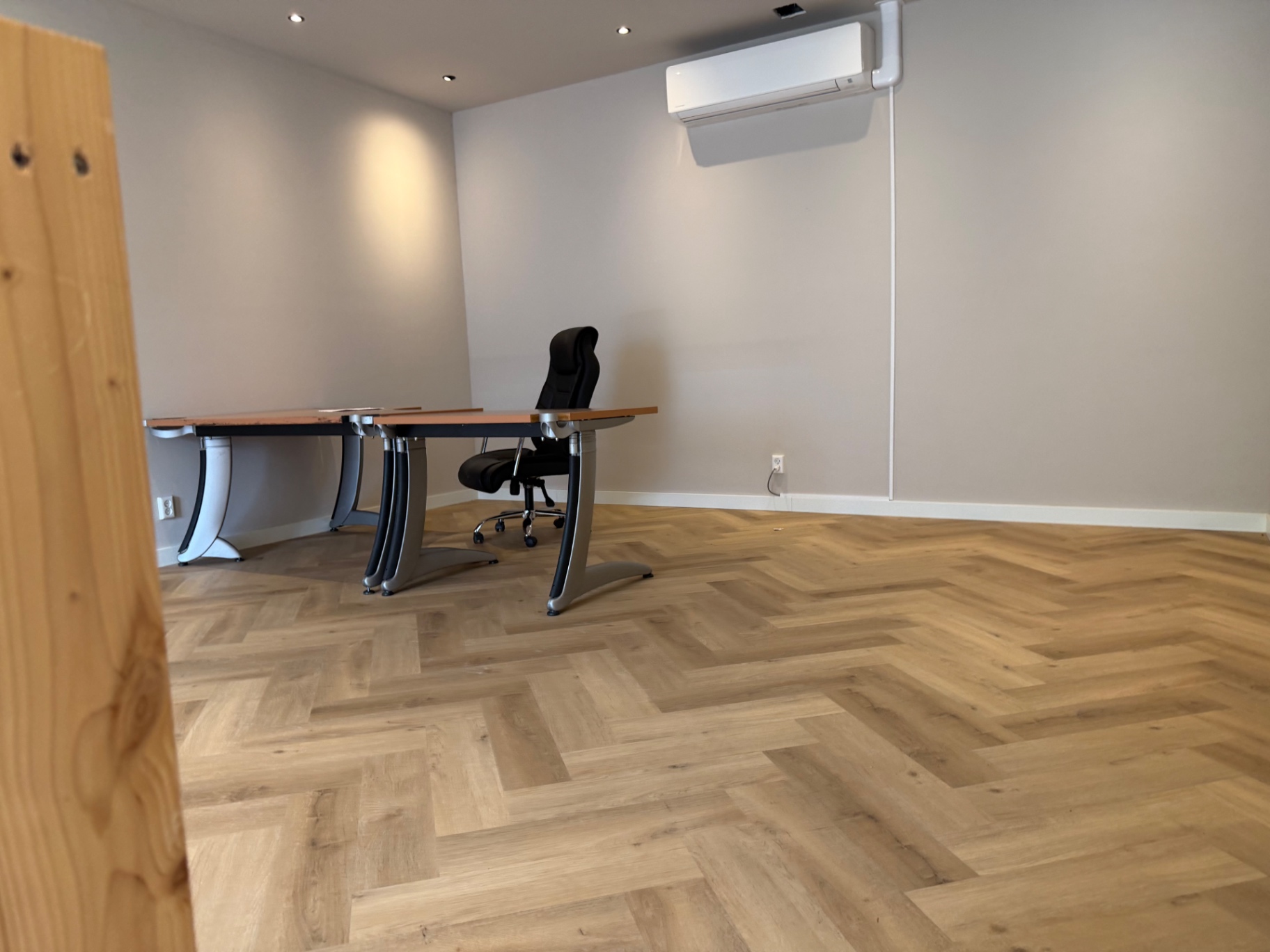 CATERINGLOCATIE TER OVERNAME IN ALMERE – 90 M² EN €35.000 OVERNAMEPRIJS — foto 9 van 14