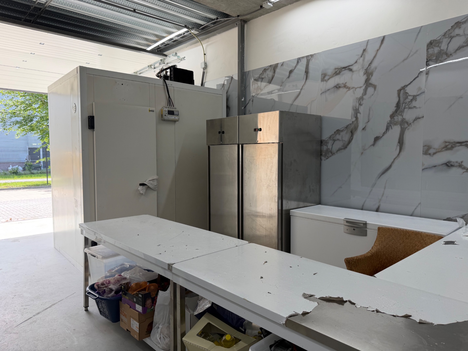 CATERINGLOCATIE TER OVERNAME IN ALMERE – 90 M² EN €35.000 OVERNAMEPRIJS — foto 3 van 14