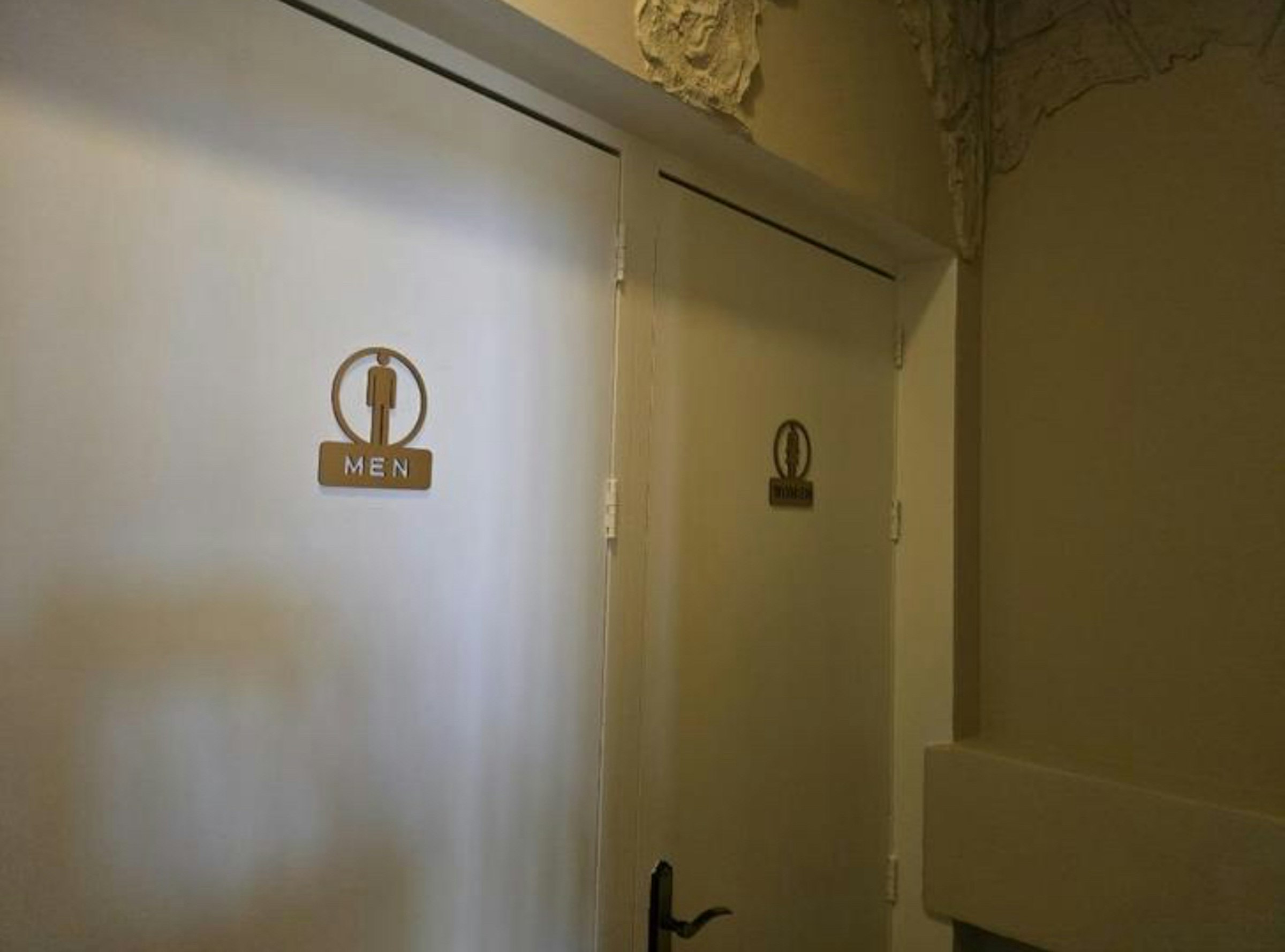 RESTAURANT TER OVERNAME IN HILLEGOM – INSTAPKLAAR EN CENTRAAL GELEGEN — foto 11 van 11