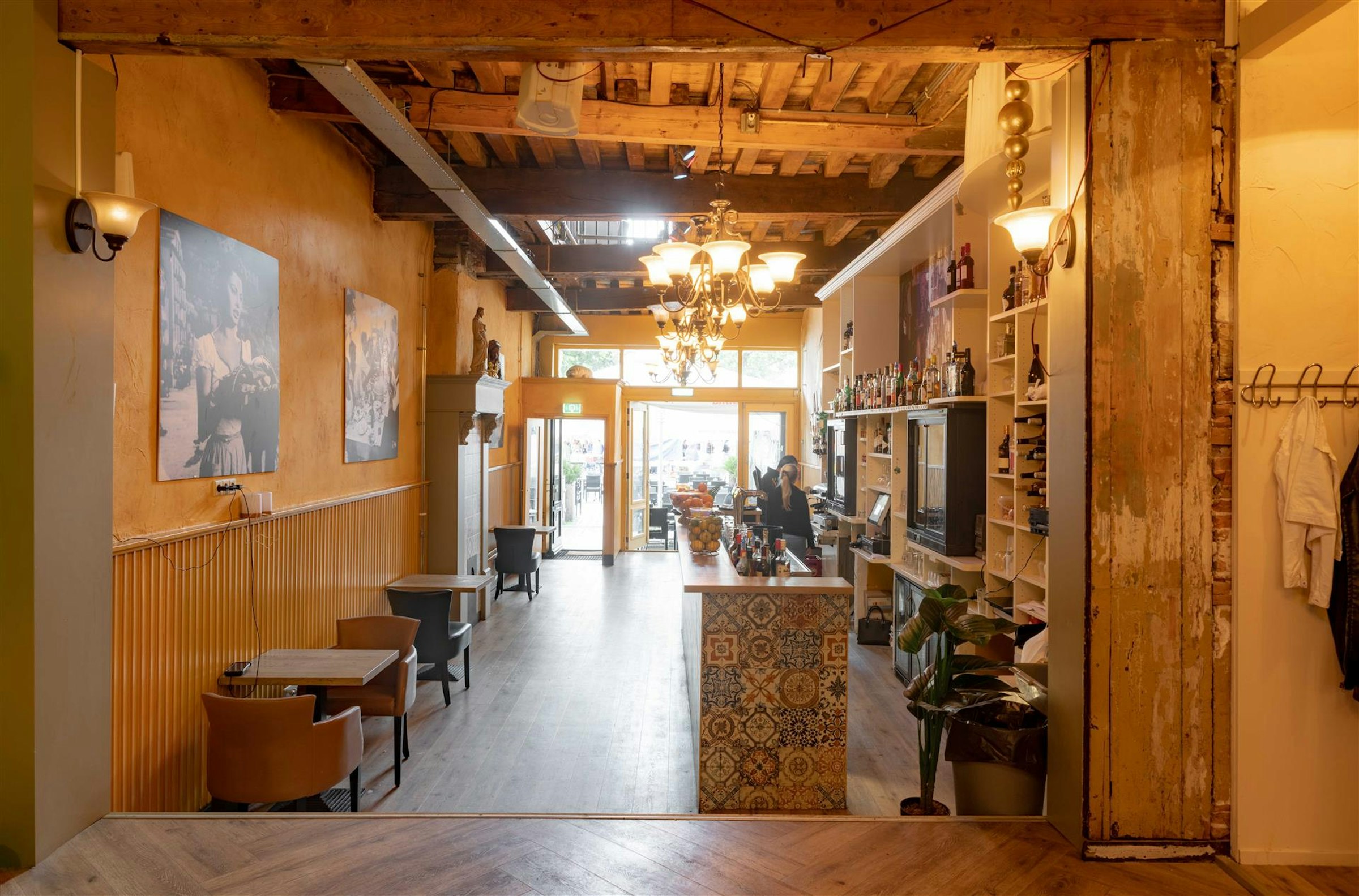 CAFÉ-RESTAURANT TER OVERNAME IN GOES – 250 M² EN DRAAIENDE ONDERNEMING — foto 8 van 13