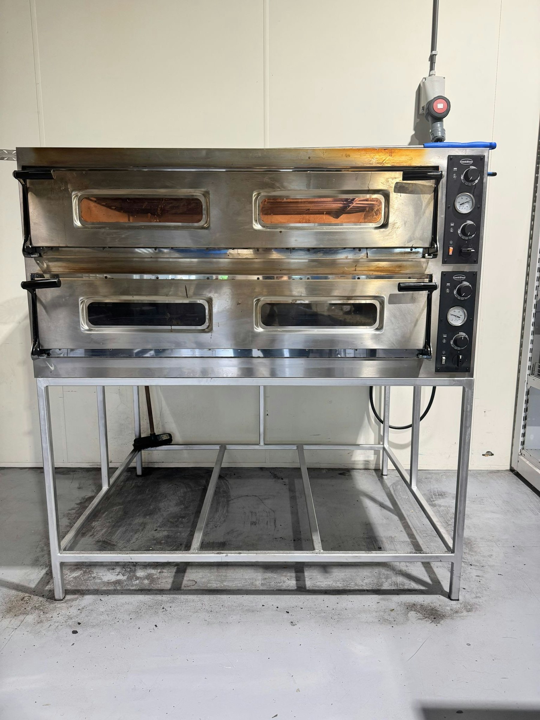 ITALIAANS AFHAAL- & BEZORGRESTAURANT TER OVERNAME IN VEENENDAAL – 156 M² EN INSTAPKLAAR — foto 15 van 30