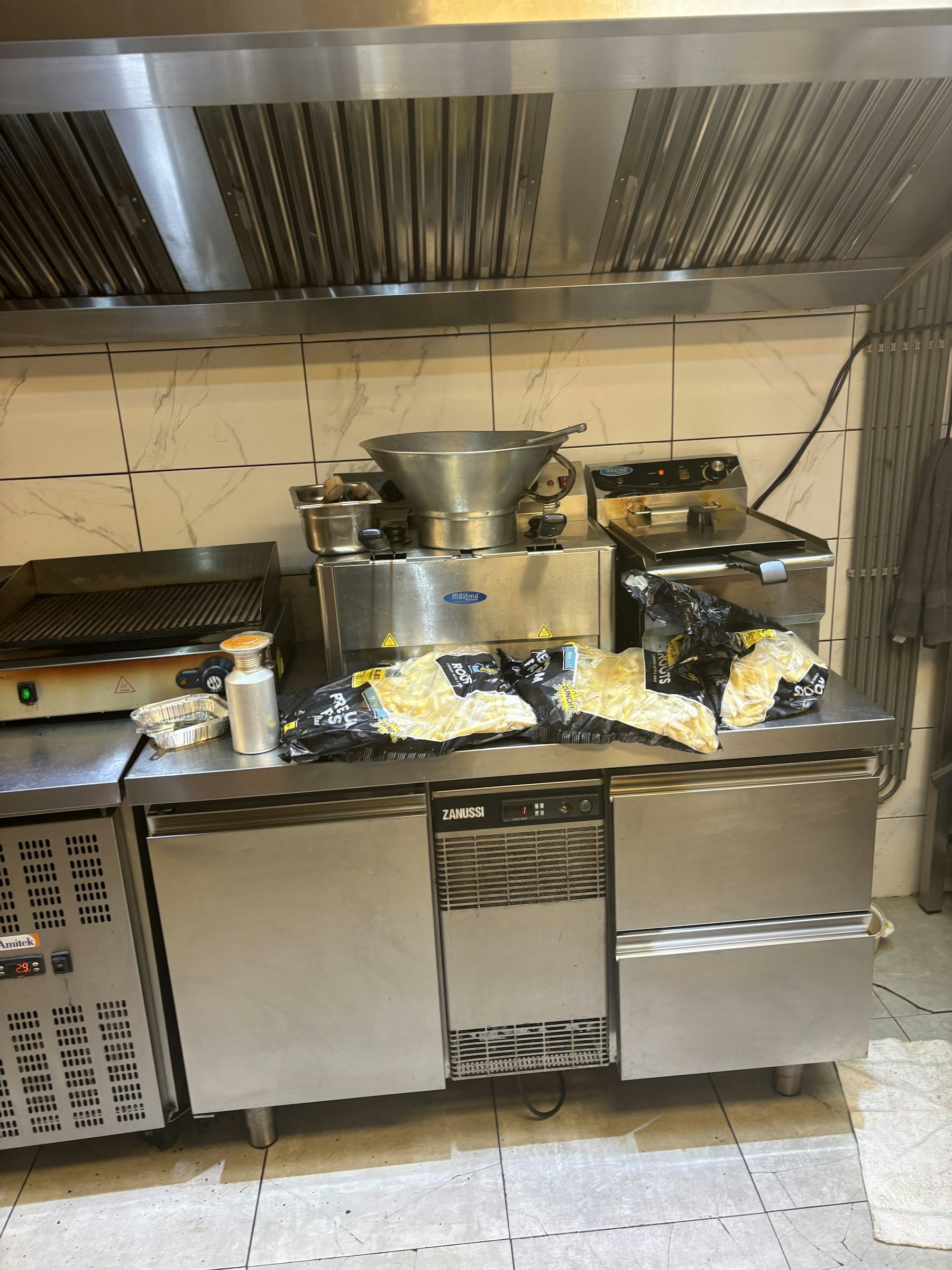 GRIEKS RESTAURANT TER OVERNAME IN NOORD-SCHARWOUDE – 120 M² — foto 15 van 20