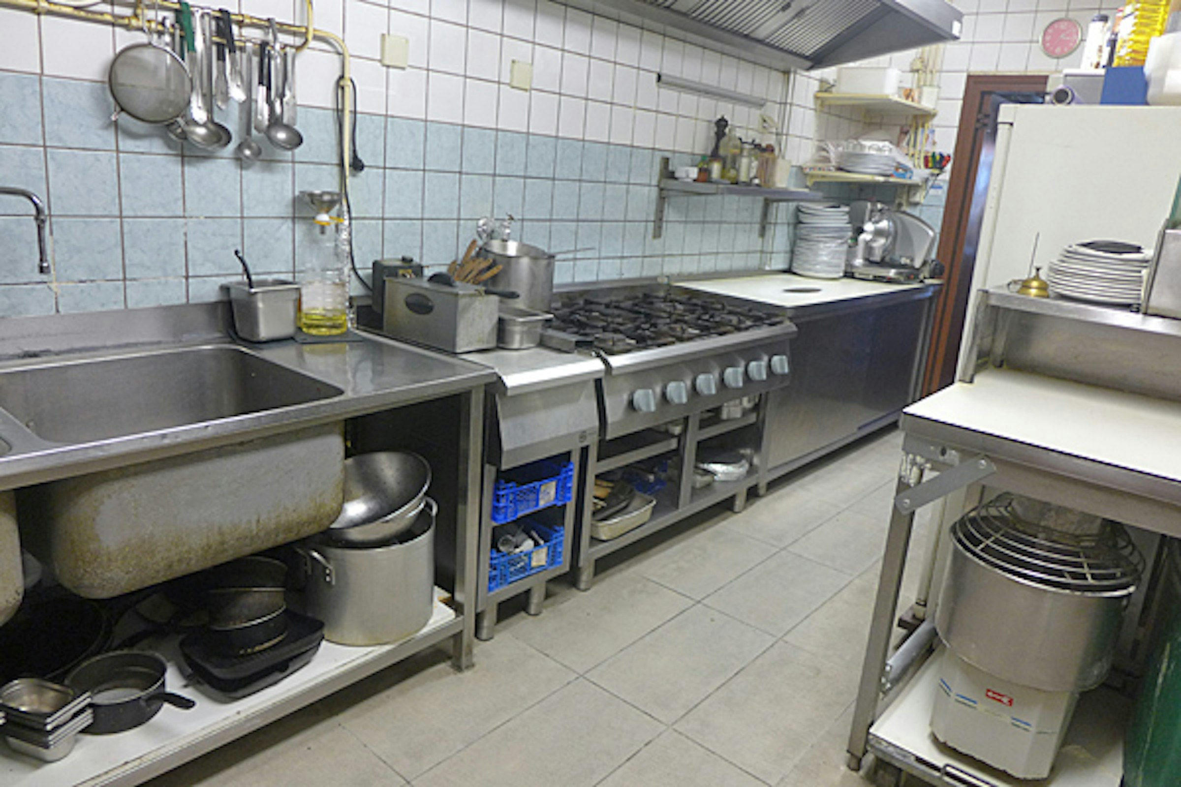 ITALIAANS RESTAURANT TER OVERNAME IN LEIDERDORP – WINKELCENTRUM WINKELHOF — foto 12 van 16