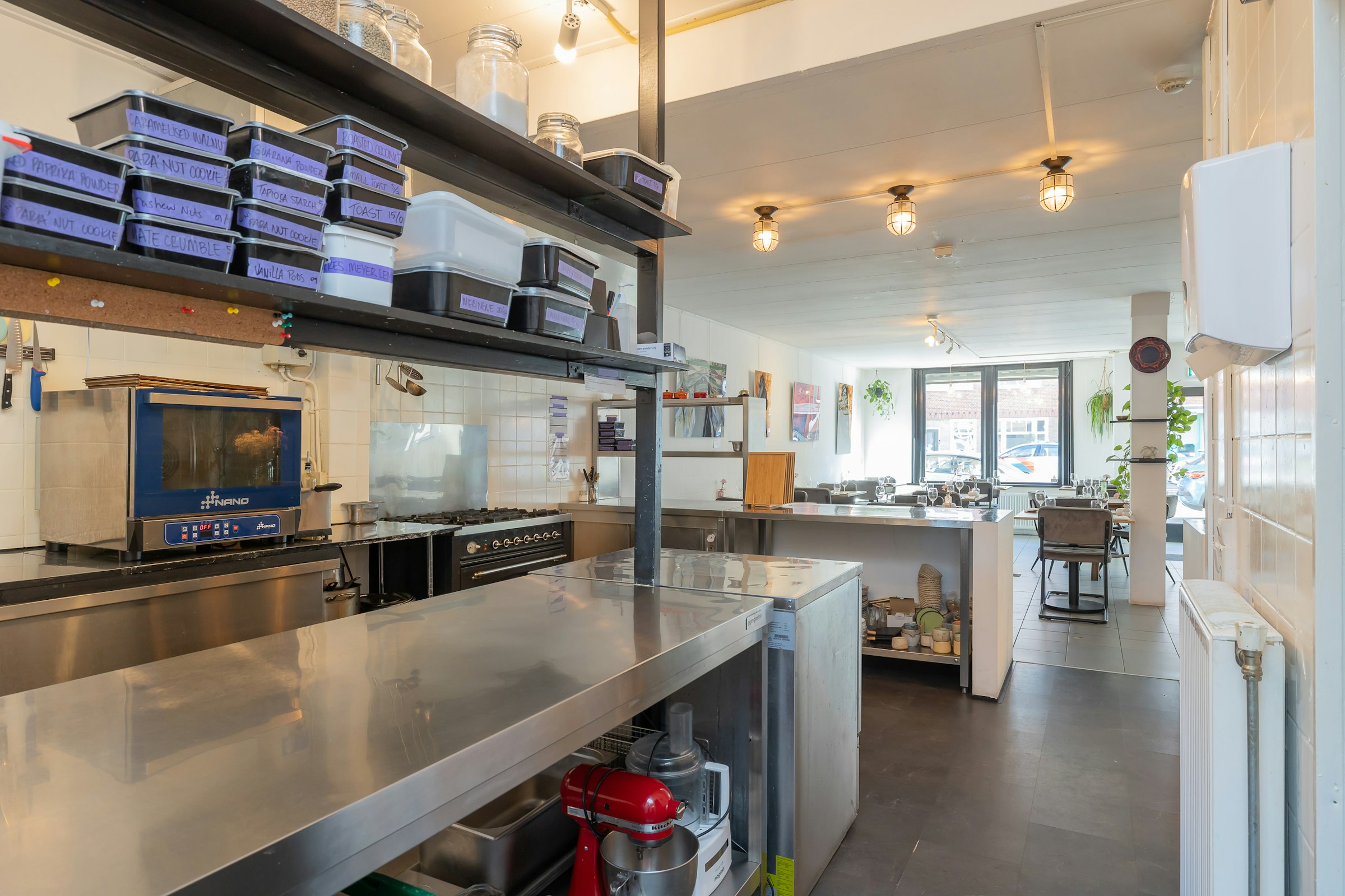 TURNKEY RESTAURANT TER OVERNAME IN AMSTERDAM – 113 M² EN 36–40 ZITPLAATSEN — foto 7 van 13