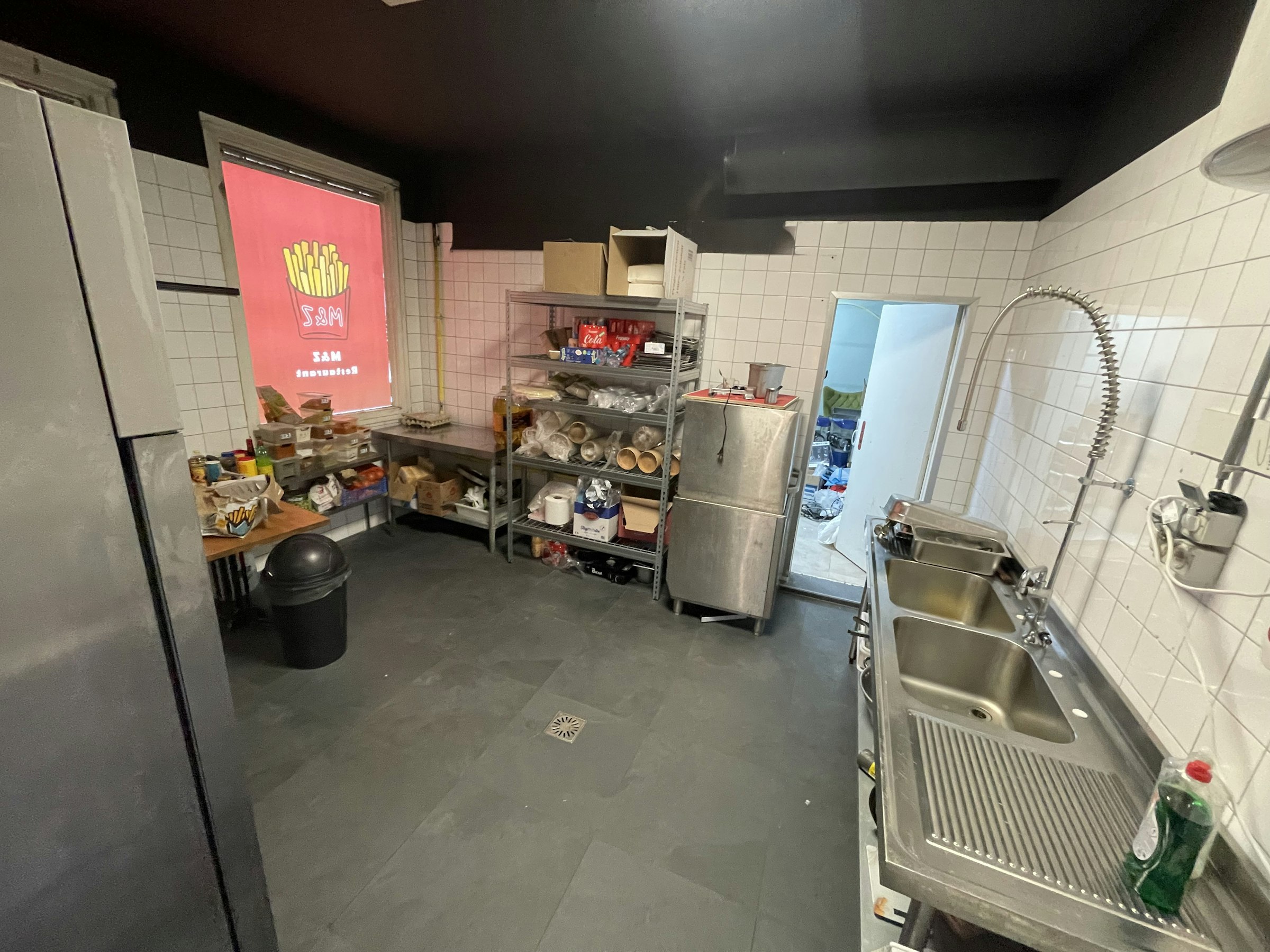 FASTFOODRESTAURANT TER OVERNAME IN DEN HAAG – SCHEVENINGEN — foto 5 van 9