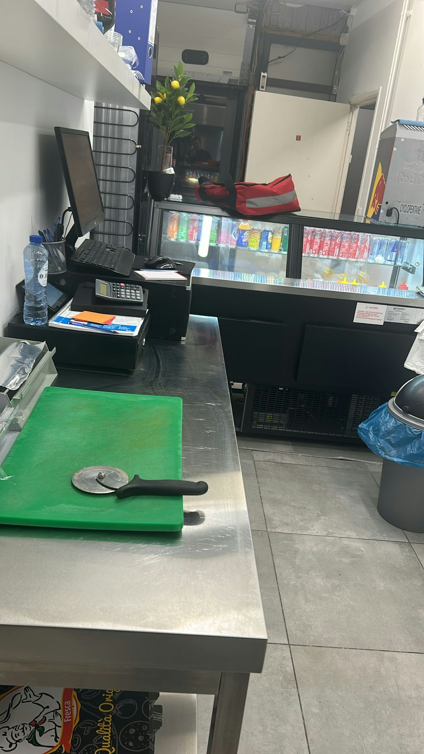 PIZZERIA TER OVERNAME IN PURMEREND – ORDERKING MET 140 M² BEDRIJFSRUIMTE — foto 12 van 12
