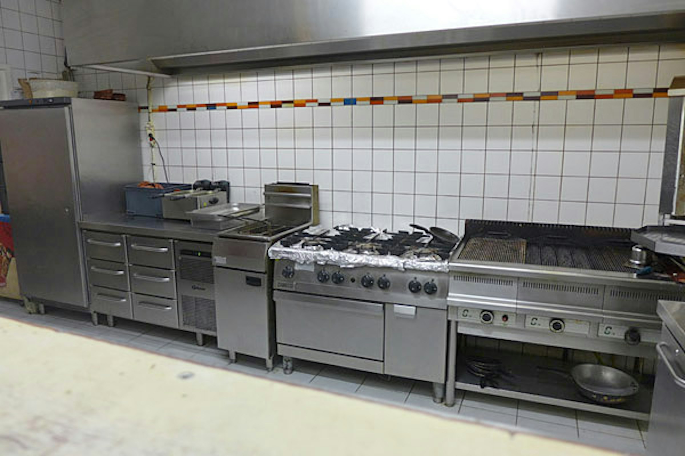 RESTAURANT TER OVERNAME IN DELFT – CIRCA 110 ZITPLAATSEN EN TERRASBOOT — foto 15 van 19