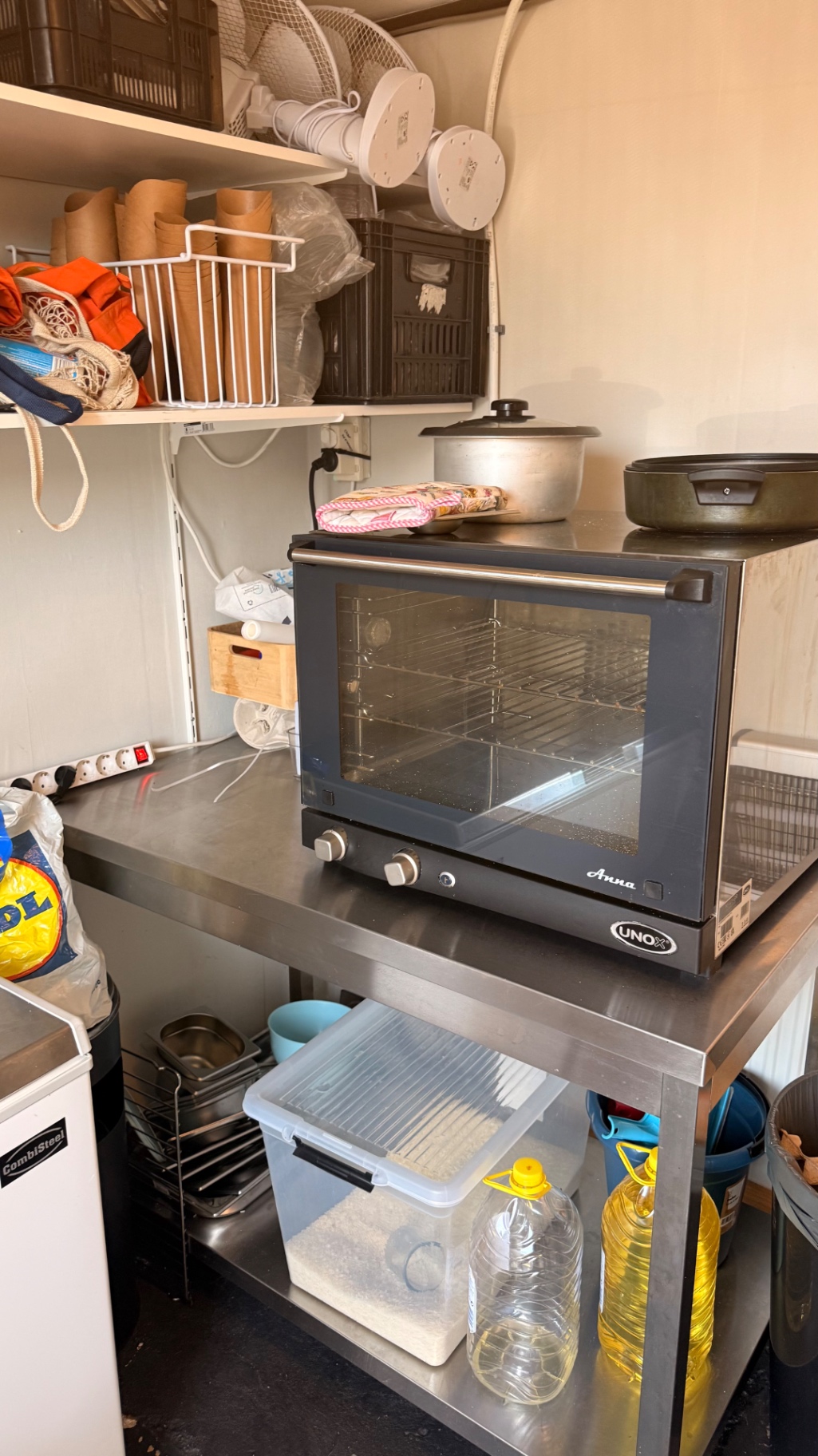 HEALTHY FOODCONCEPT TER OVERNAME IN HELLEVOETSLUIS – VOLLEDIG INGERICHT EN MET VASTE KLANTENKRING — foto 14 van 15