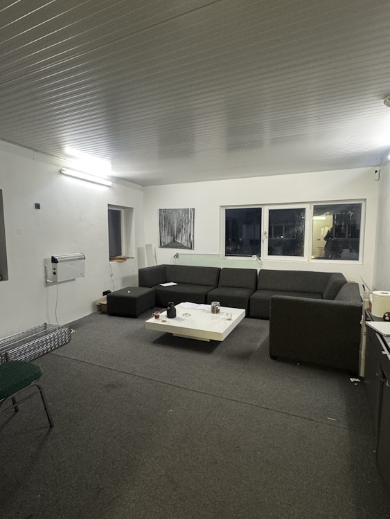 TURN-KEY TAKE-AWAY HORECAKEUKEN TER OVERNAME IN ALMERE – 40 M² EN VOLLEDIGE INVENTARIS — foto 6 van 6