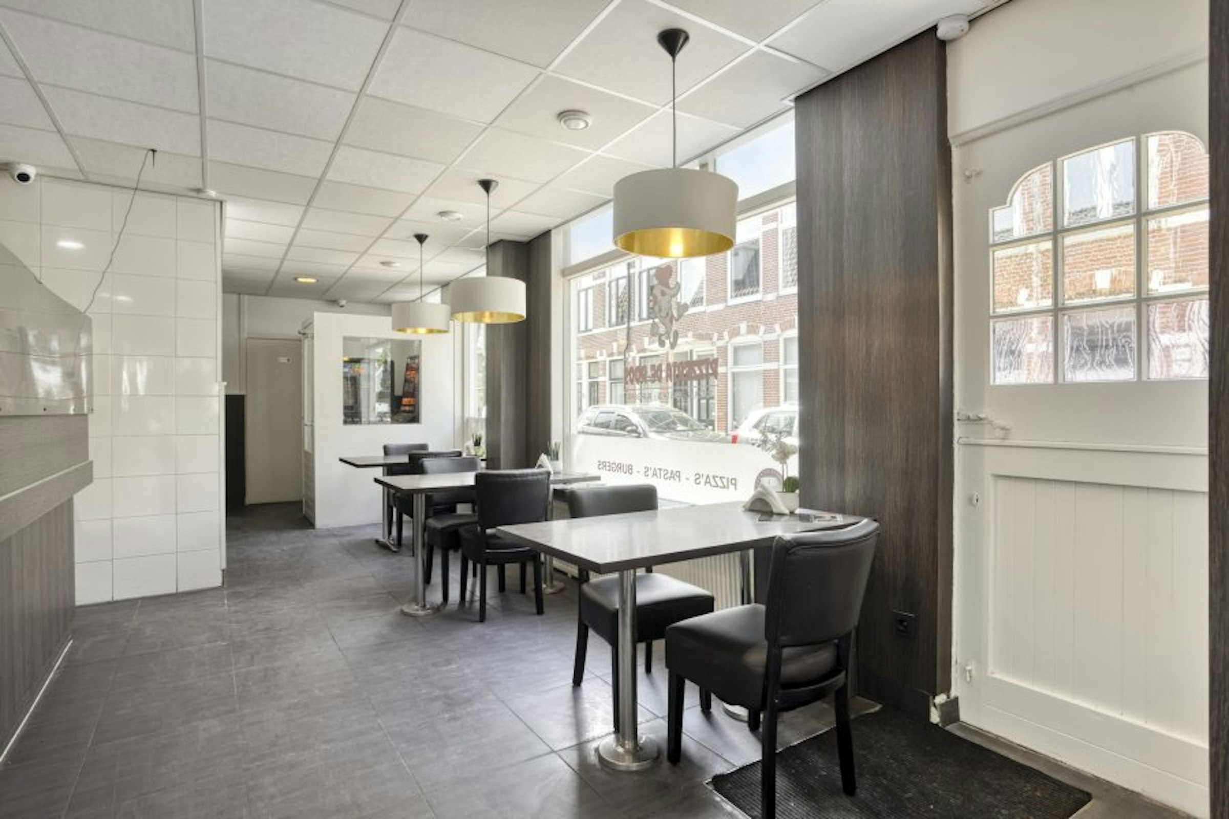 PIZZERIA TER OVERNAME IN HAARLEM – 95 M², TERRAS EN AFHAAL- EN BEZORGEXPLOITATIE — foto 13 van 23
