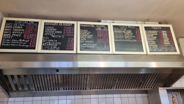 PIZZERIA TER OVERNAME IN ROTTERDAM – AFHAAL, BEZORGING EN RESTAURANT — foto 4 van 10