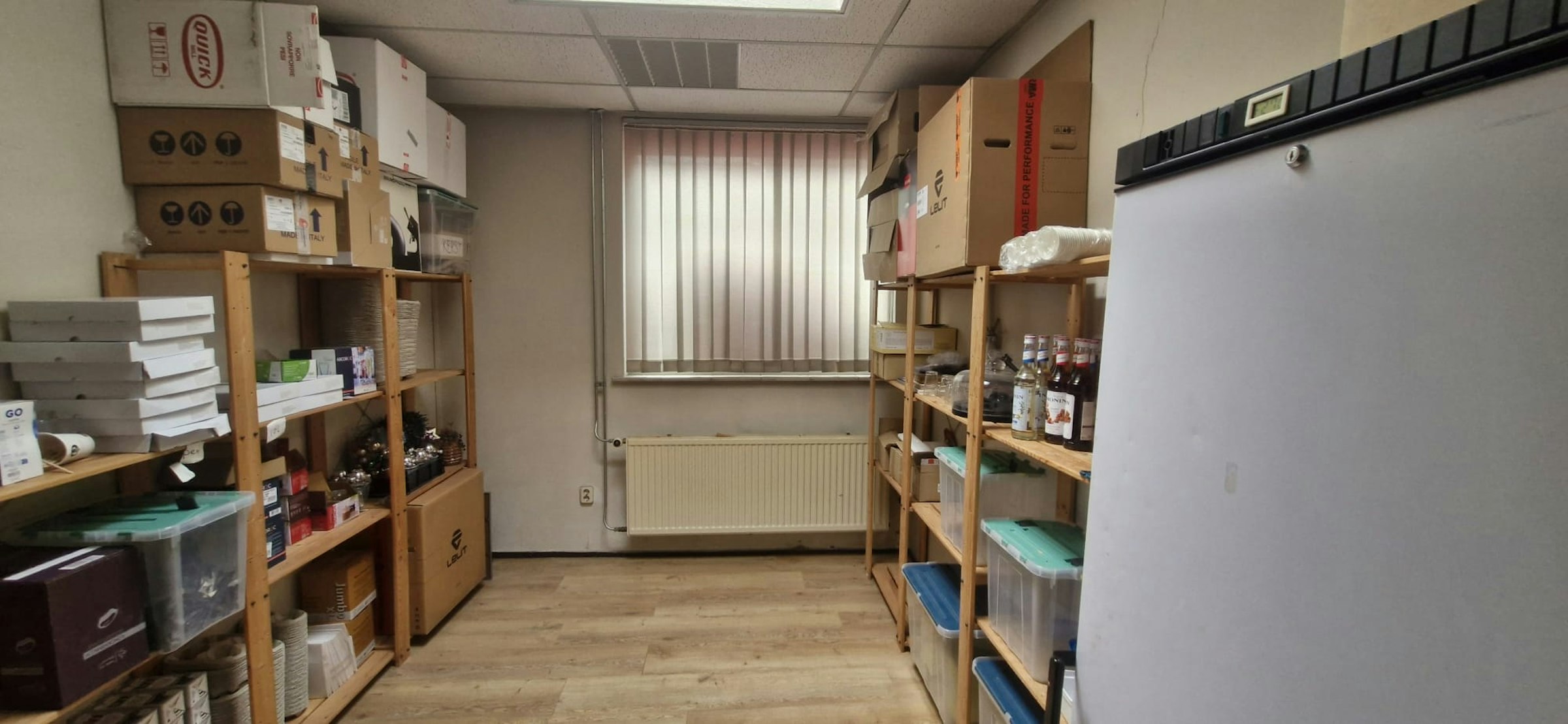 KOFFIEBAR & KOFFIEBRANDERIJ TER OVERNAME IN OSS – 110 M² EN EIGEN KOFFIEBRANDERIJ — foto 8 van 9