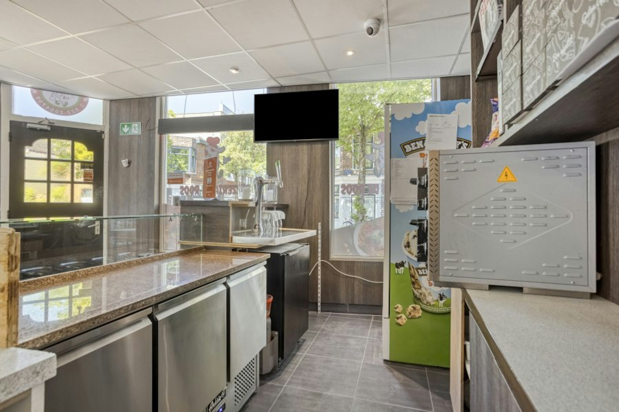 PIZZERIA TER OVERNAME IN HAARLEM – 95 M², TERRAS EN AFHAAL- EN BEZORGEXPLOITATIE — foto 4 van 23