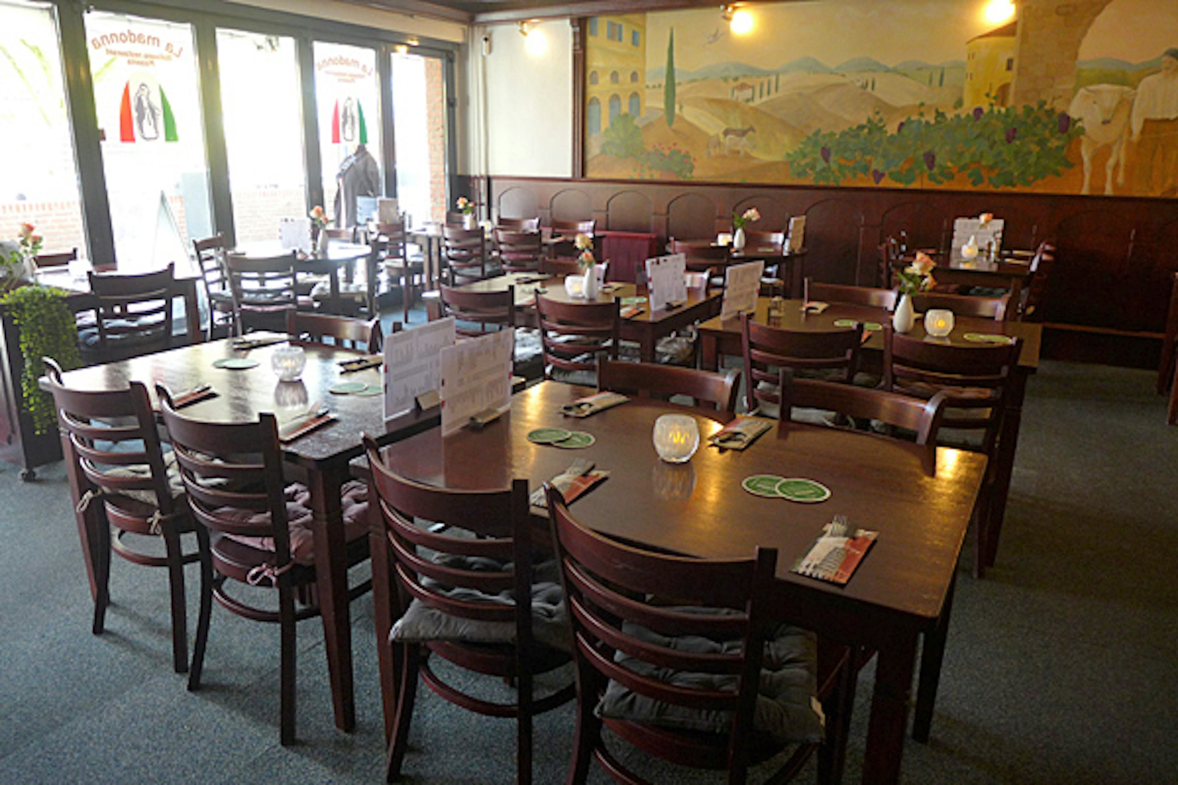 ITALIAANS RESTAURANT TER OVERNAME IN LEIDERDORP – WINKELCENTRUM WINKELHOF — foto 5 van 16
