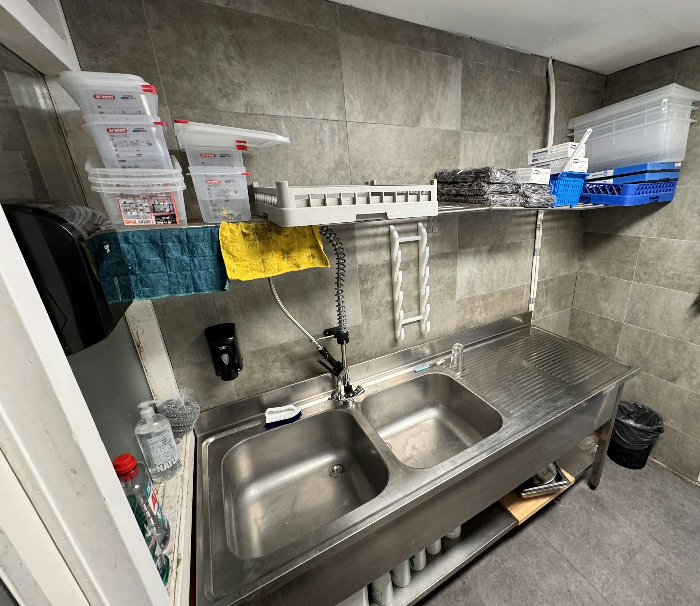 HORECALOCATIE TER OVERNAME IN ROTTERDAM KRALINGEN – WOONRUIMTE EN 45 ZITPLAATSEN — foto 7 van 13