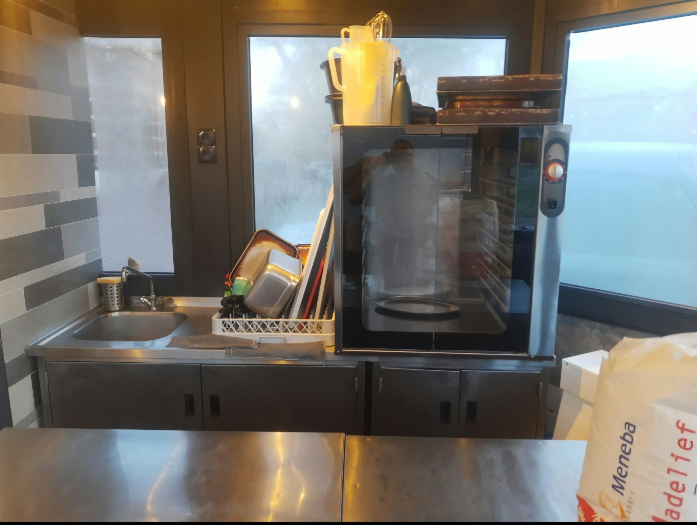 BROODJESZAAK KIOSK TER OVERNAME IN ARNHEM – 15 M² IN HET CENTRUM — foto 7 van 7