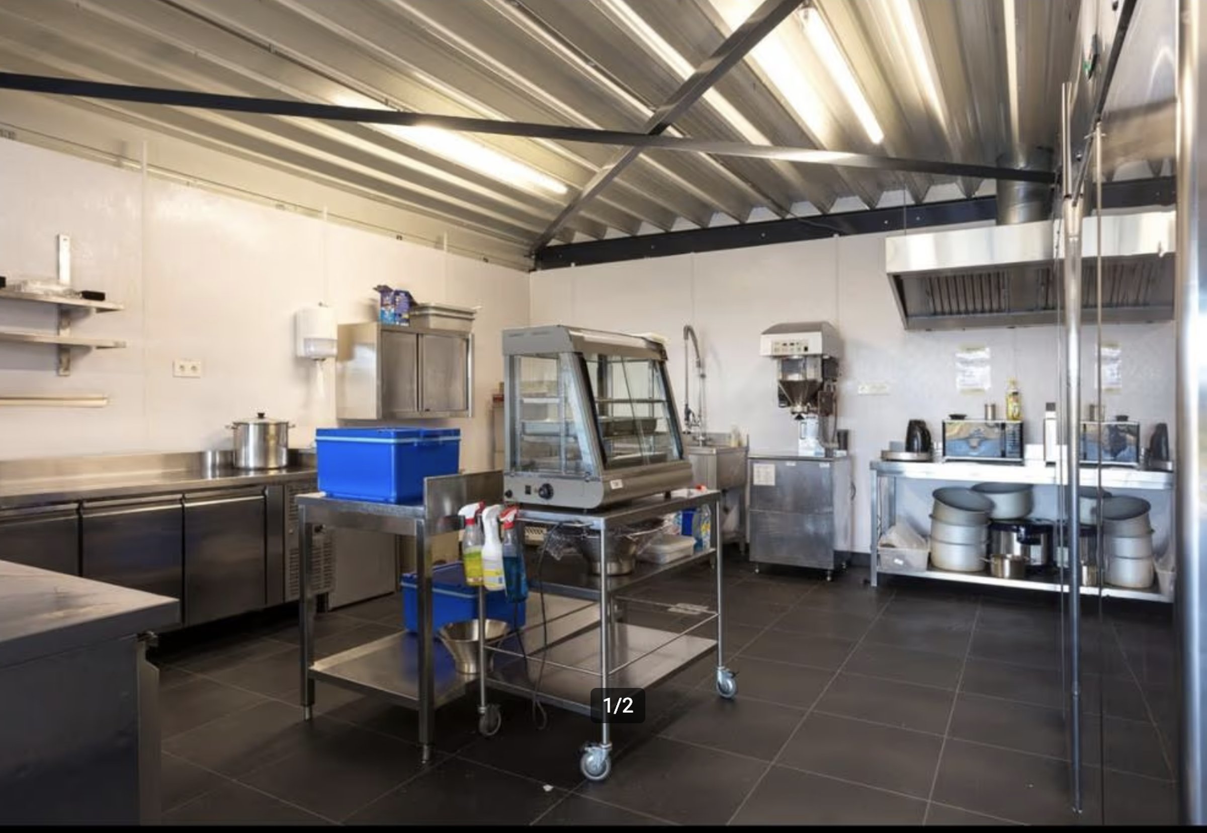 SUSHIRESTAURANT TER OVERNAME IN HARDERWIJK – COMPLETE KEUKEN EN EIGEN BEZORGING — foto 2 van 2