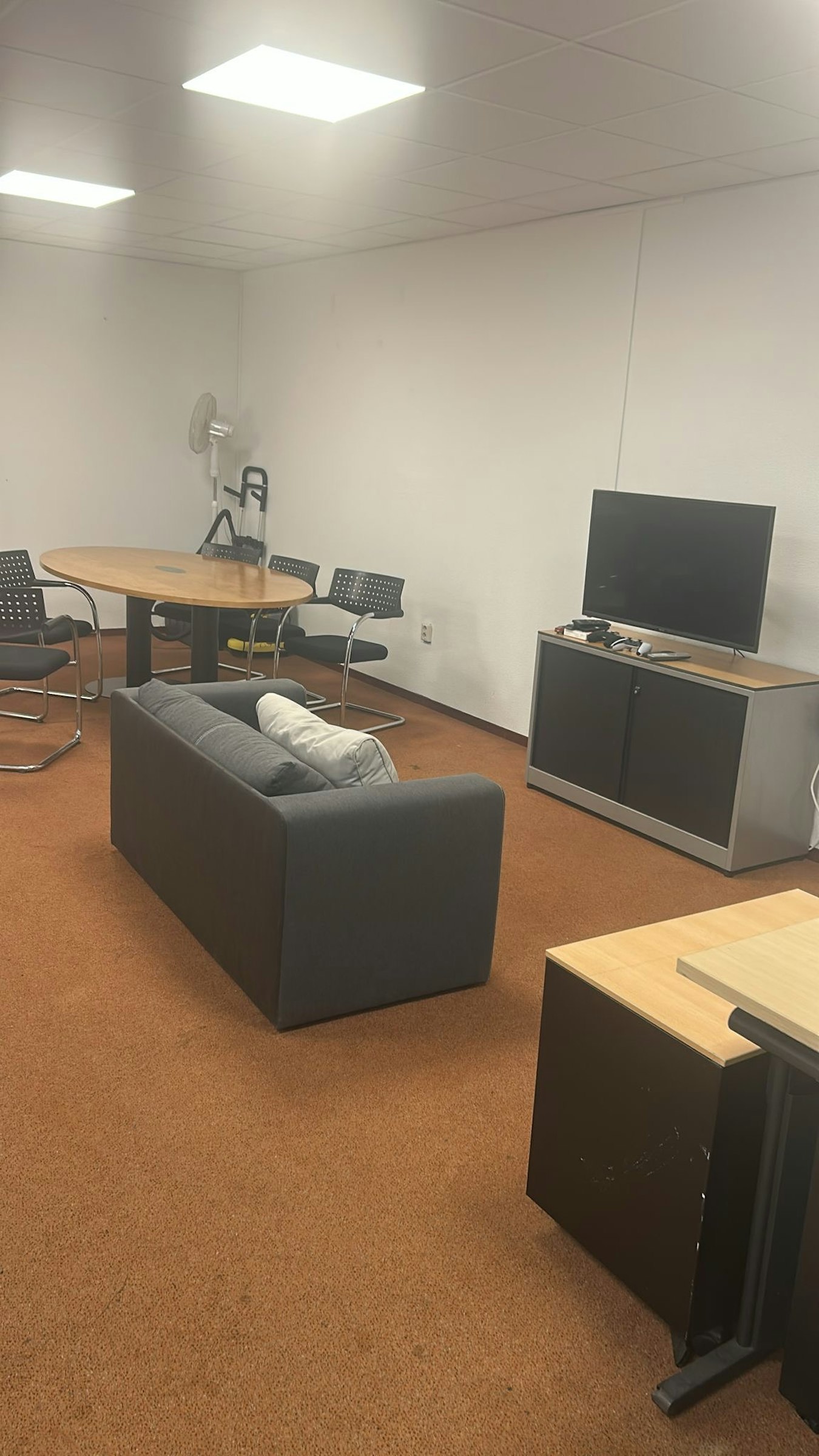 PIZZERIA TER OVERNAME IN PURMEREND – ORDERKING MET 140 M² BEDRIJFSRUIMTE — foto 8 van 12