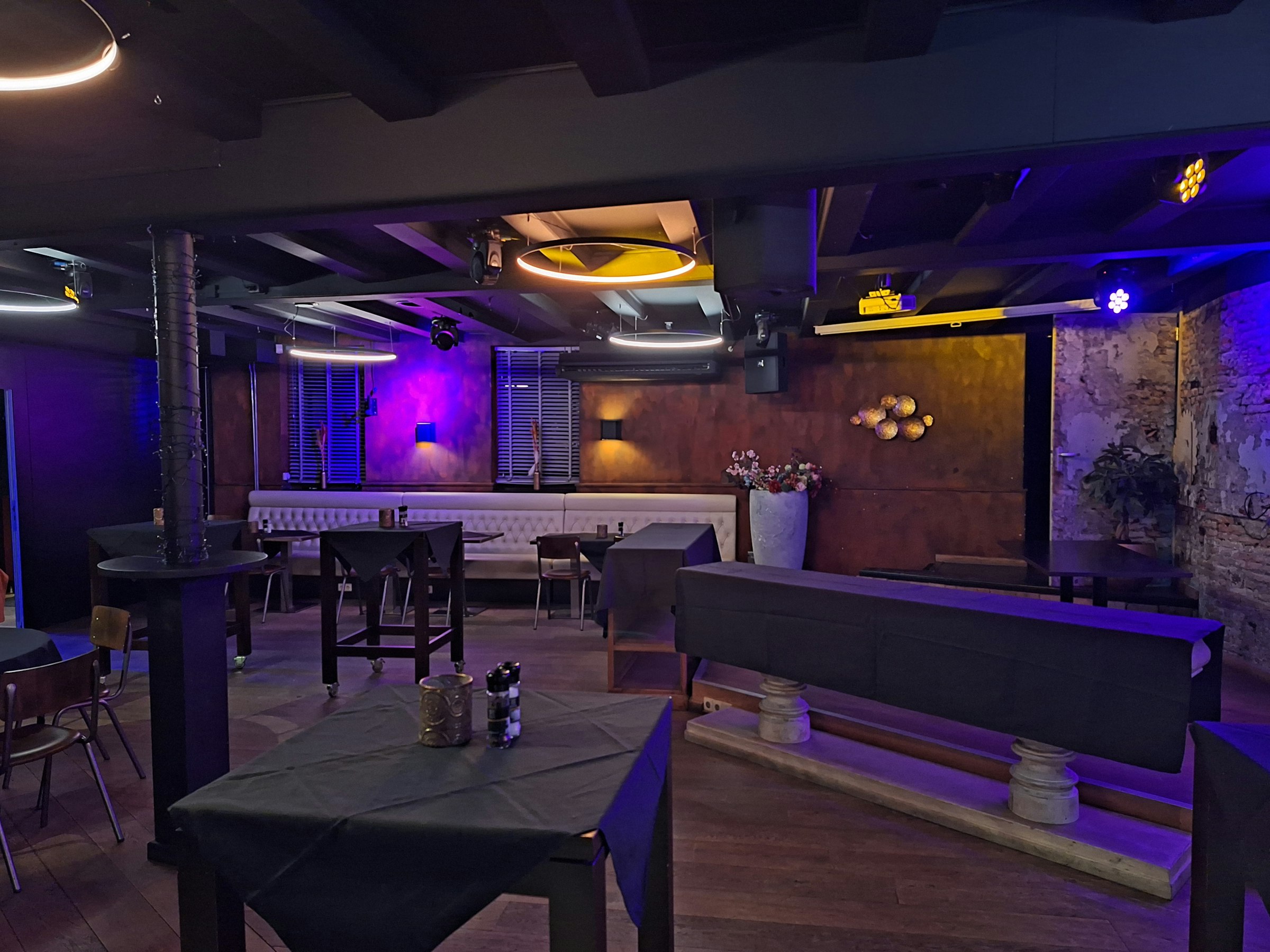 RESTAURANT TER OVERNAME IN VLAARDINGEN – 210 M² EN FLEXIBELE INDELING — foto 5 van 5