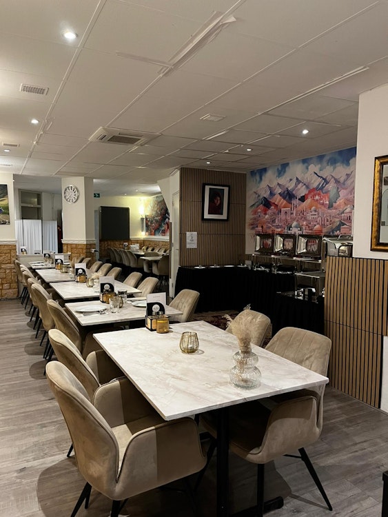 RESTAURANT ALINA TER OVERNAME IN BERKEL EN RODENRIJS – VOLLEDIG INGERICHT — foto 2 van 3