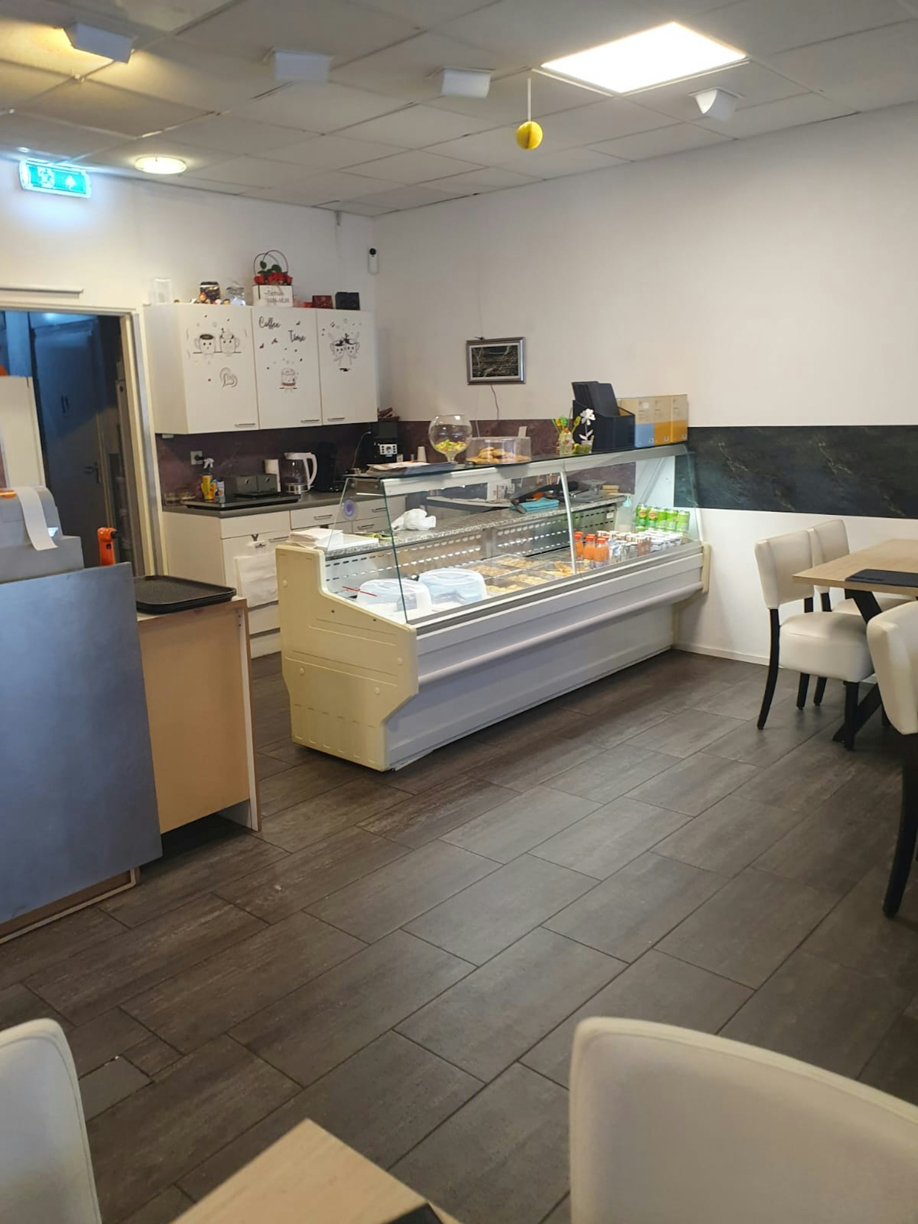 CAFÉ-RESTAURANT TER OVERNAME IN WEERT – TERRAS EN CENTRUMLOCATIE — foto 7 van 13
