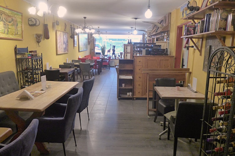 RESTAURANT TER OVERNAME IN DEN HAAG – 36 ZITPLAATSEN EN TERRASMOGELIJKHEID — foto 6 van 17