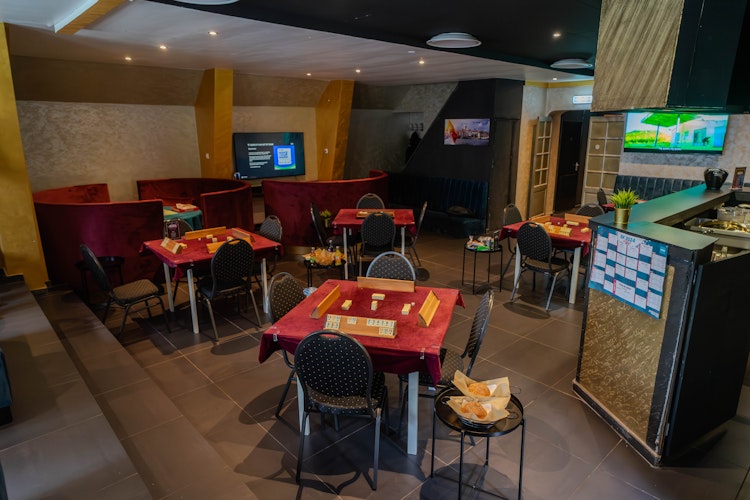 LOUNGE & DISCOTHEEK TER OVERNAME IN APELDOORN – 200 M² EN 100+ ZITPLAATSEN — foto 6 van 6
