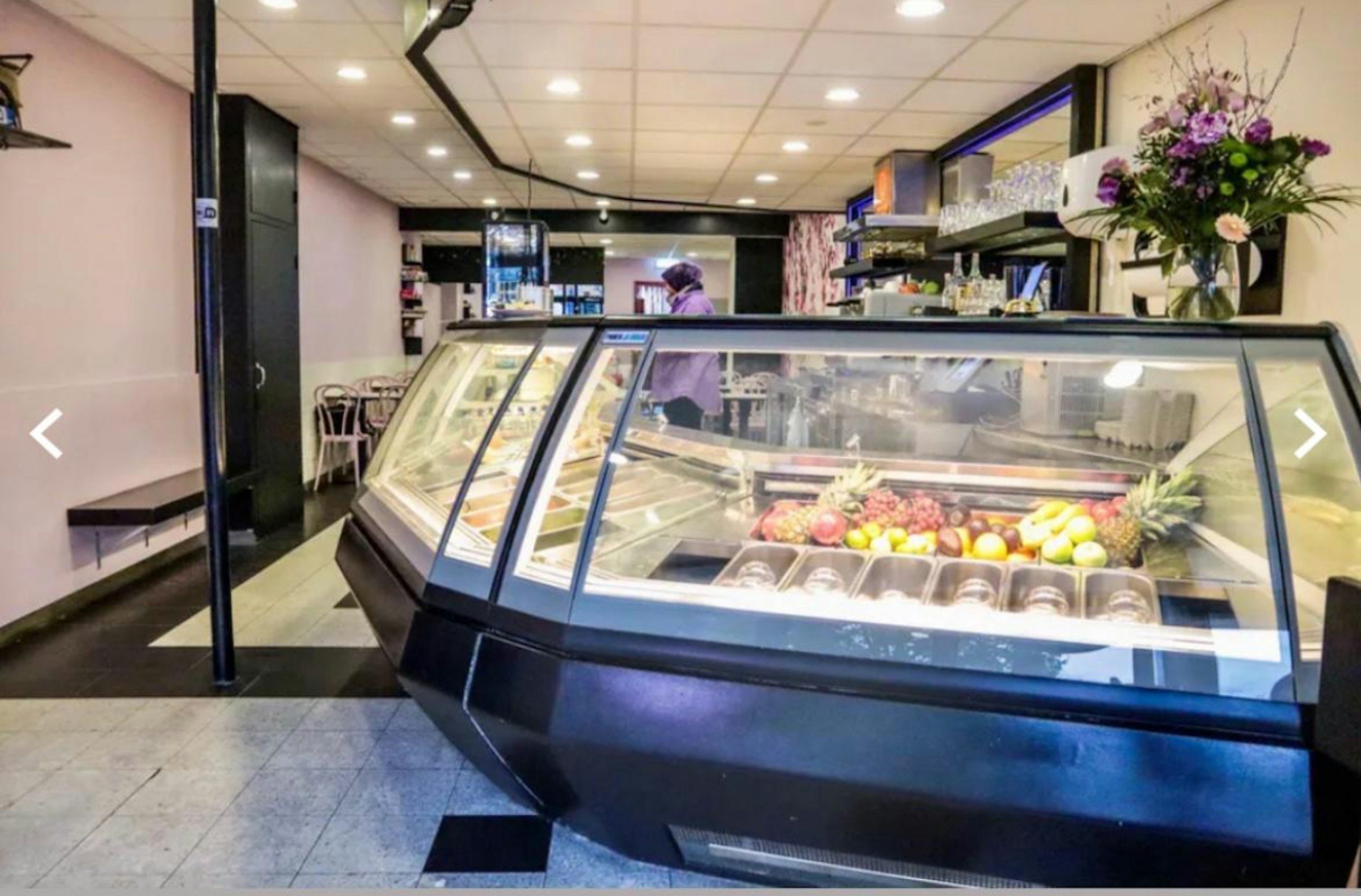 LUNCHROOM TER OVERNAME IN VEENENDAAL – FALAFEL HOUSE NABIJ HET CENTRUM — foto 2 van 2