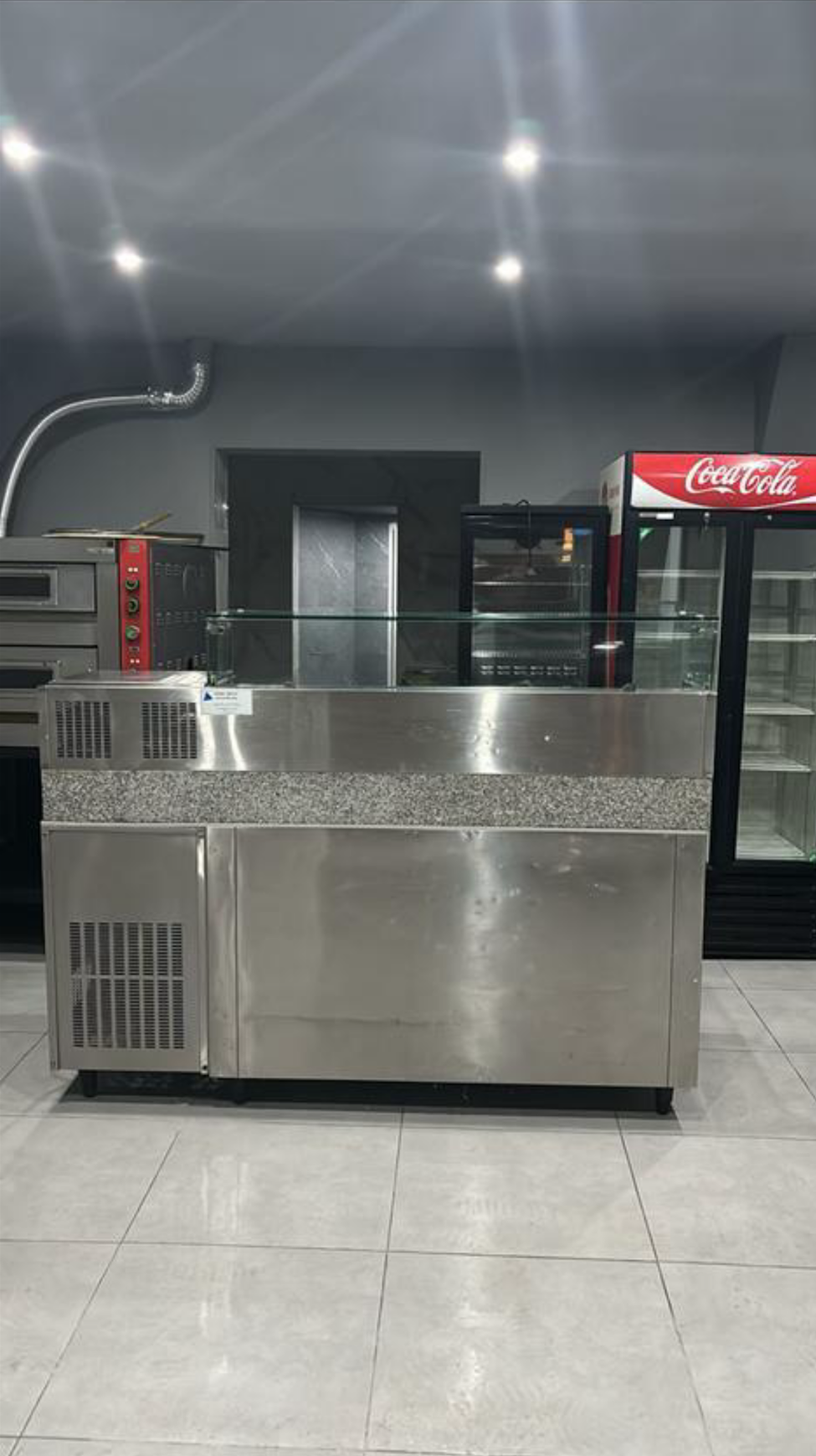 PIZZERIA TER OVERNAME IN HILVERSUM – VOLLEDIG GERENOVEERD EN DIRECT GEBRUIKSKLAAR — foto 2 van 5