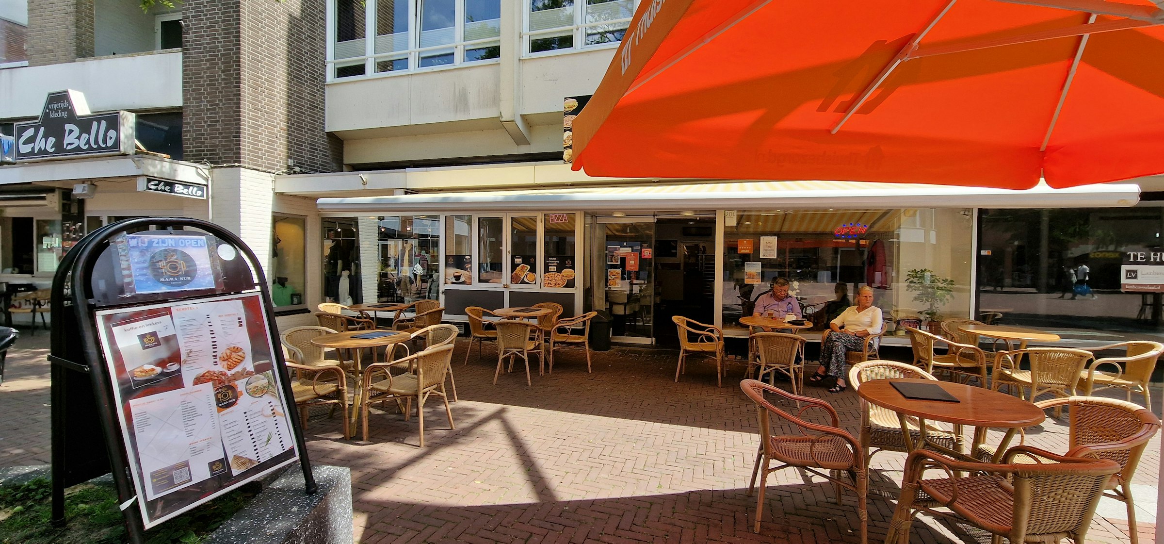 CAFÉ-RESTAURANT TER OVERNAME IN WEERT – TERRAS EN CENTRUMLOCATIE — foto 3 van 13