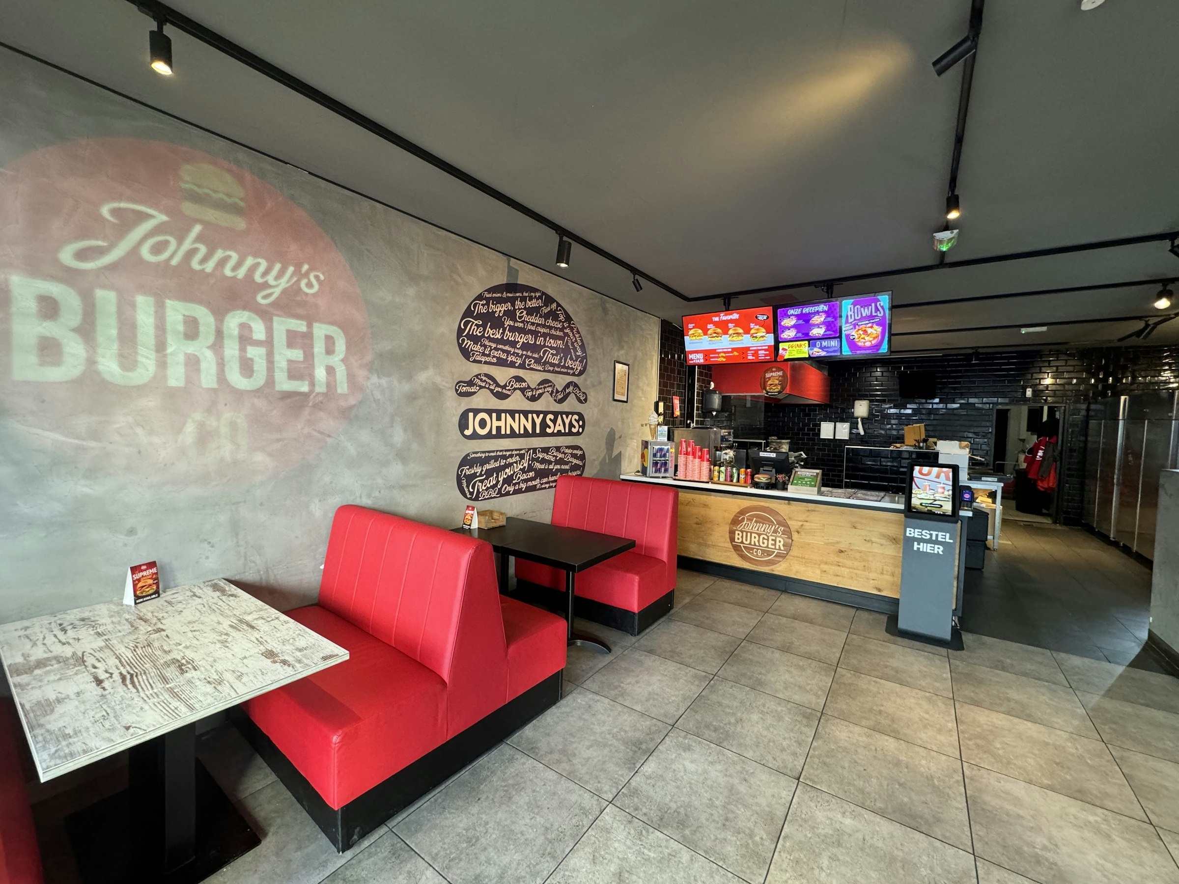 FRANCHISEVESTIGING TER OVERNAME IN ROOSENDAAL – JOHNNYSBURGER & O’TACOS — foto 3 van 5