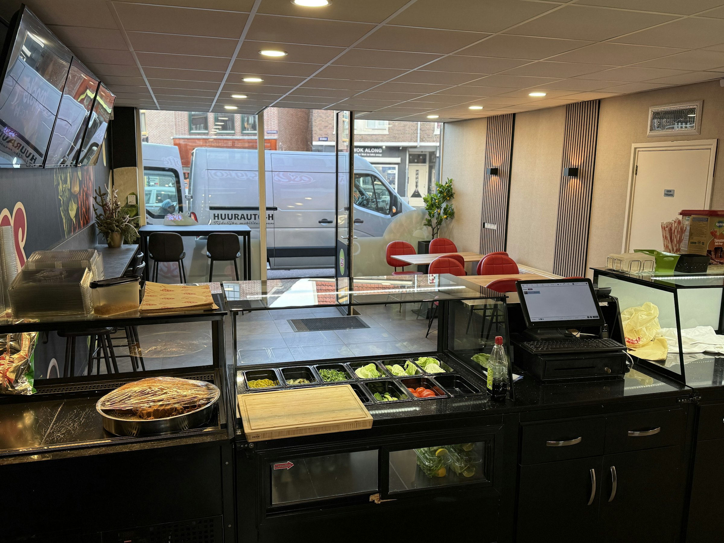 ÇIGKÖFTE- EN DÖNERZAAK TER OVERNAME IN ALKMAAR – 92 M² EN BEZORGEXPLOITATIE — foto 7 van 16