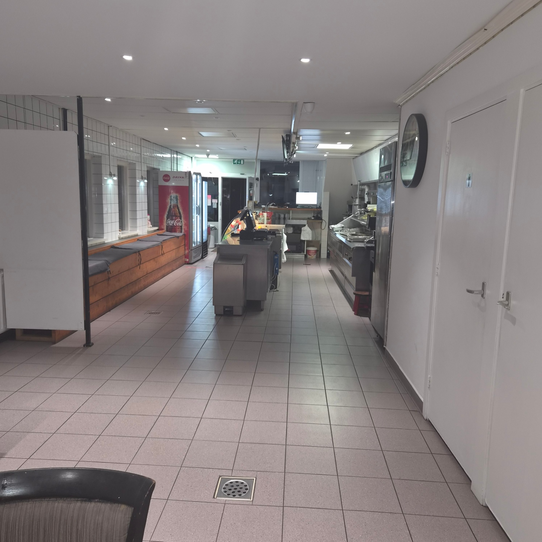 Ter overname: Cafetaria/lunchroom Heemsteede — foto 8 van 11