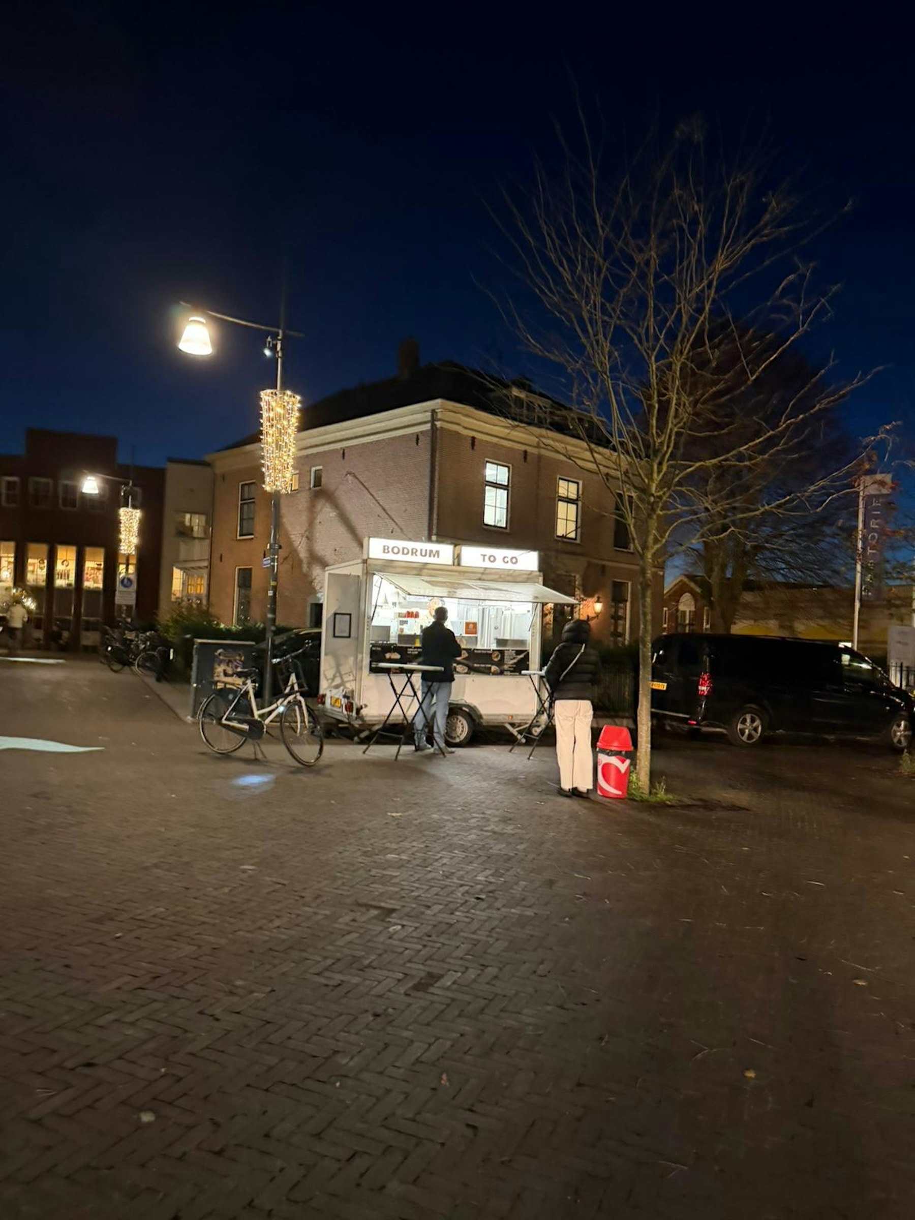 FOODTRUCK MET DÖNER & SNACKS TER OVERNAME IN WESTERVOORT – ACTIEVE AFHAAL- EN BEZORGSERVICE — foto 3 van 3
