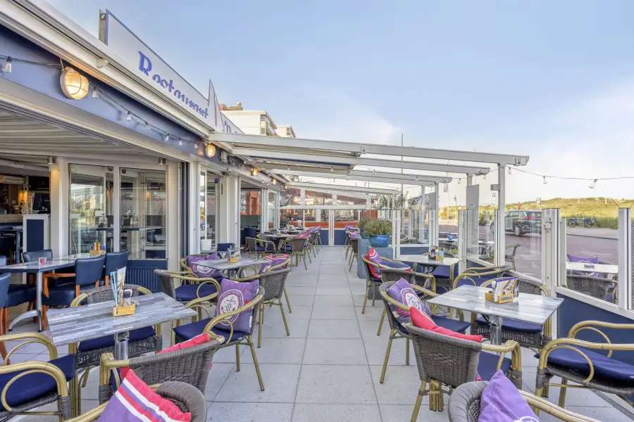 VISRESTAURANT TER OVERNAME IN NOORDWIJK – BOULEVARDLOCATIE — foto 3 van 11