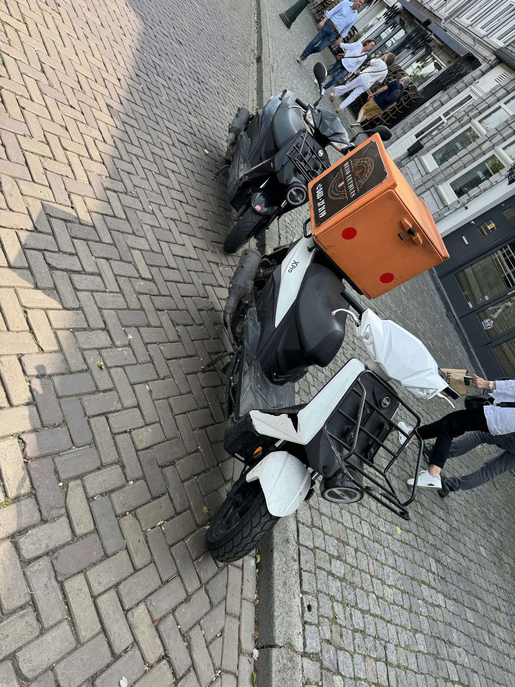 HORECAZAAK TER OVERNAME IN MAASTRICHT – 3 VERDIEPINGEN EN EXPLOITATIEVERGUNNING TOT 04:00 UUR — foto 7 van 7