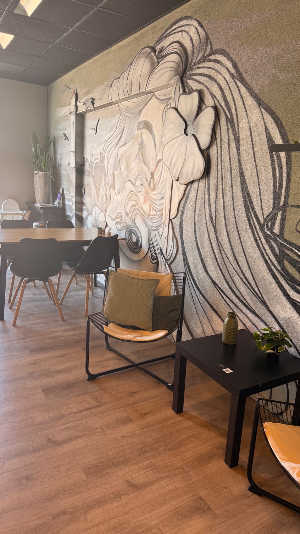 HEALTHY FOODCONCEPT TER OVERNAME IN HELLEVOETSLUIS – VOLLEDIG INGERICHT EN MET VASTE KLANTENKRING — foto 8 van 15