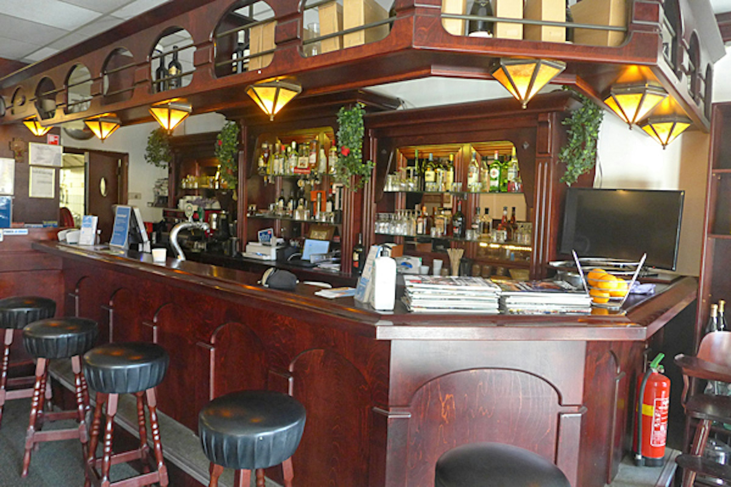 ITALIAANS RESTAURANT TER OVERNAME IN LEIDERDORP – WINKELCENTRUM WINKELHOF — foto 8 van 16