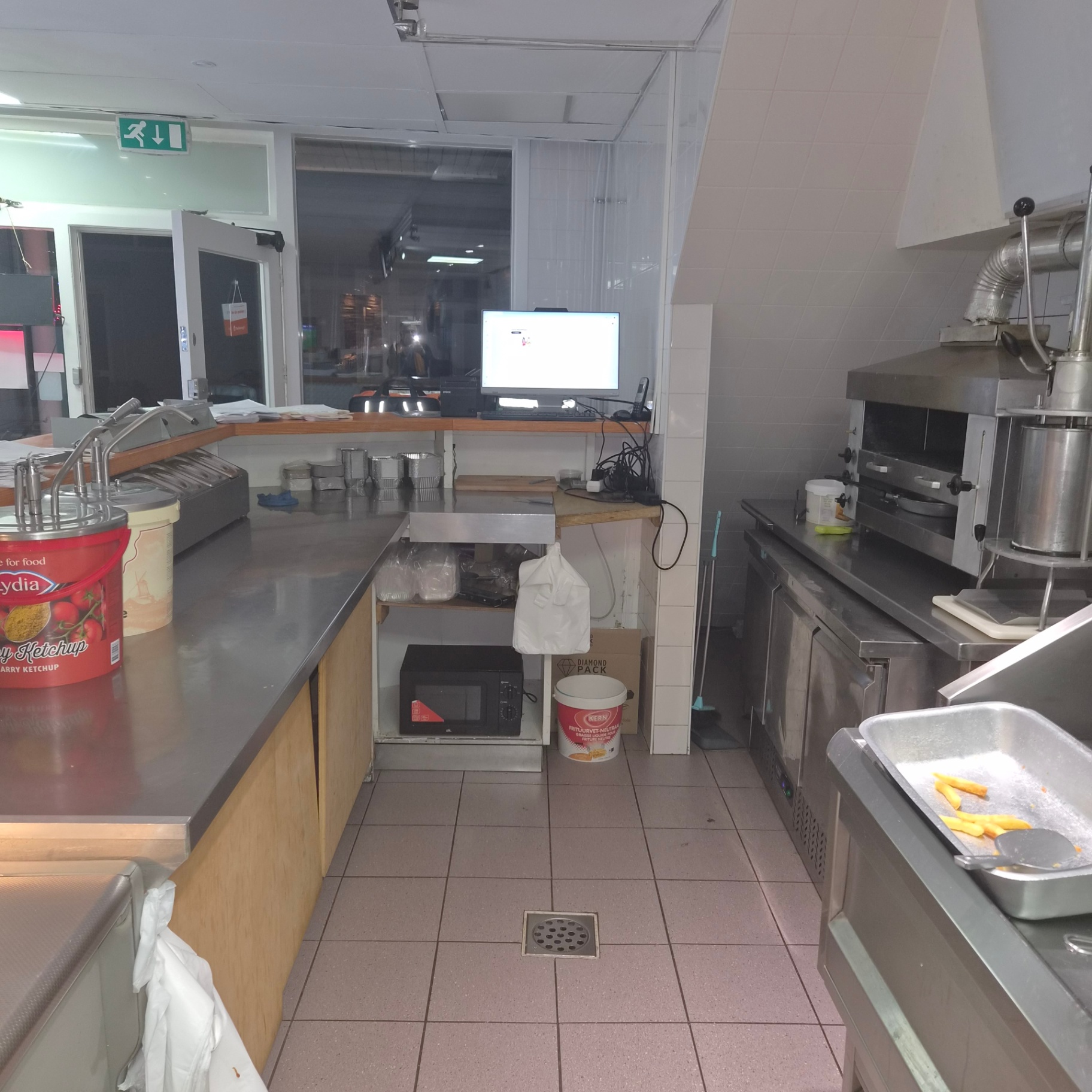 Ter overname: Cafetaria/lunchroom Heemsteede — foto 4 van 11
