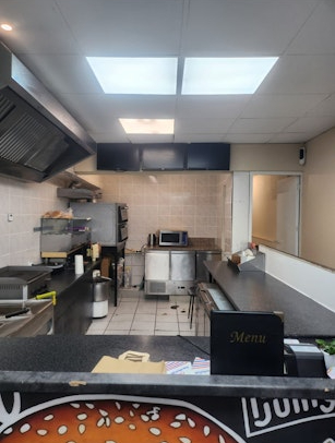 HAMBURGERRESTAURANT TER OVERNAME IN LEEUWARDEN – 100 M² EN INSTAPKLAAR — foto 3 van 6
