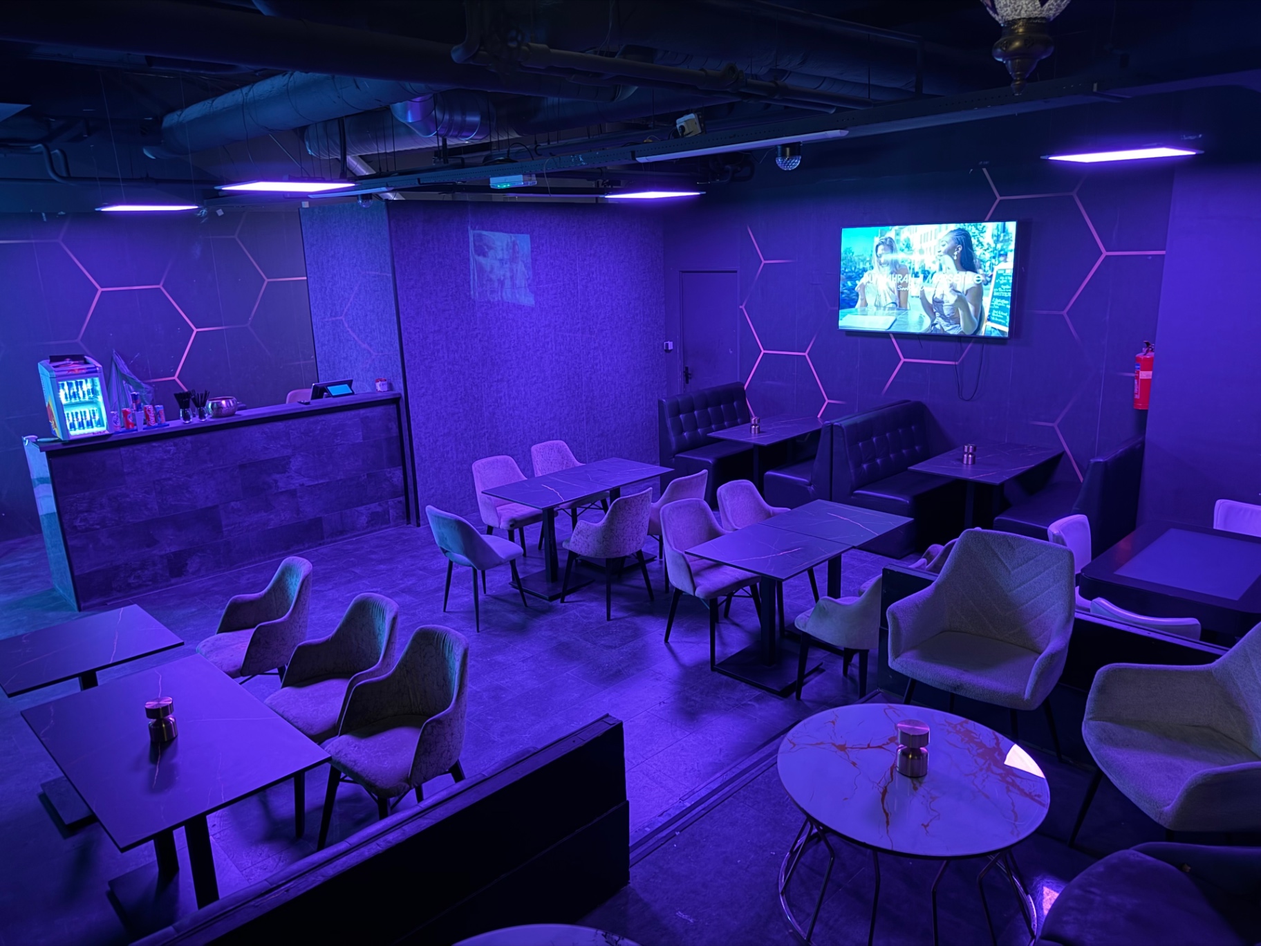 SHISHA LOUNGE TER OVERNAME IN ALMERE – 24-UURS VERGUNNING — foto 2 van 11