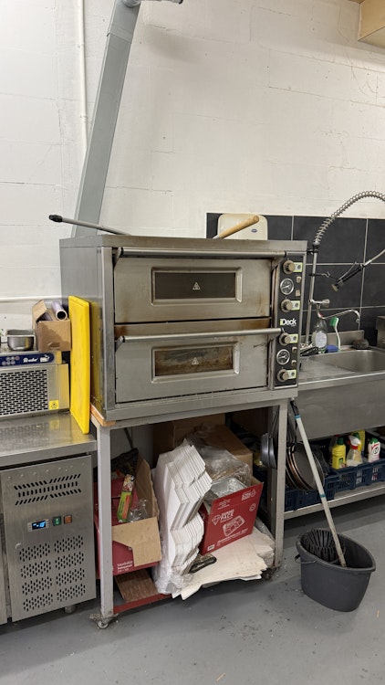 BEZORGRESTAURANT TER OVERNAME IN LIJNDEN – PIZZERIA MET COMPLETE KEUKEN — foto 3 van 3