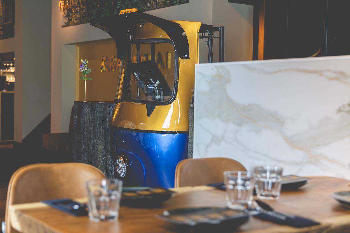 KRABI THAI TER OVERNAME IN AMSTERDAM – THAIS RESTAURANT MET 100+ ZITPLAATSEN — foto 3 van 4