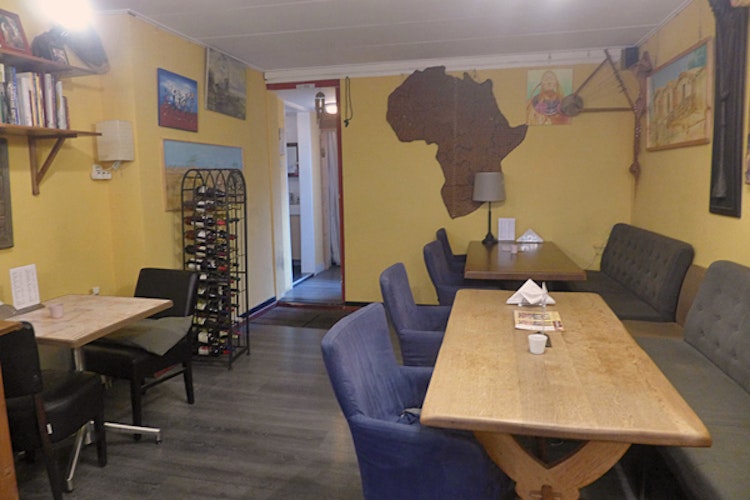 RESTAURANT TER OVERNAME IN DEN HAAG – 36 ZITPLAATSEN EN TERRASMOGELIJKHEID — foto 9 van 17