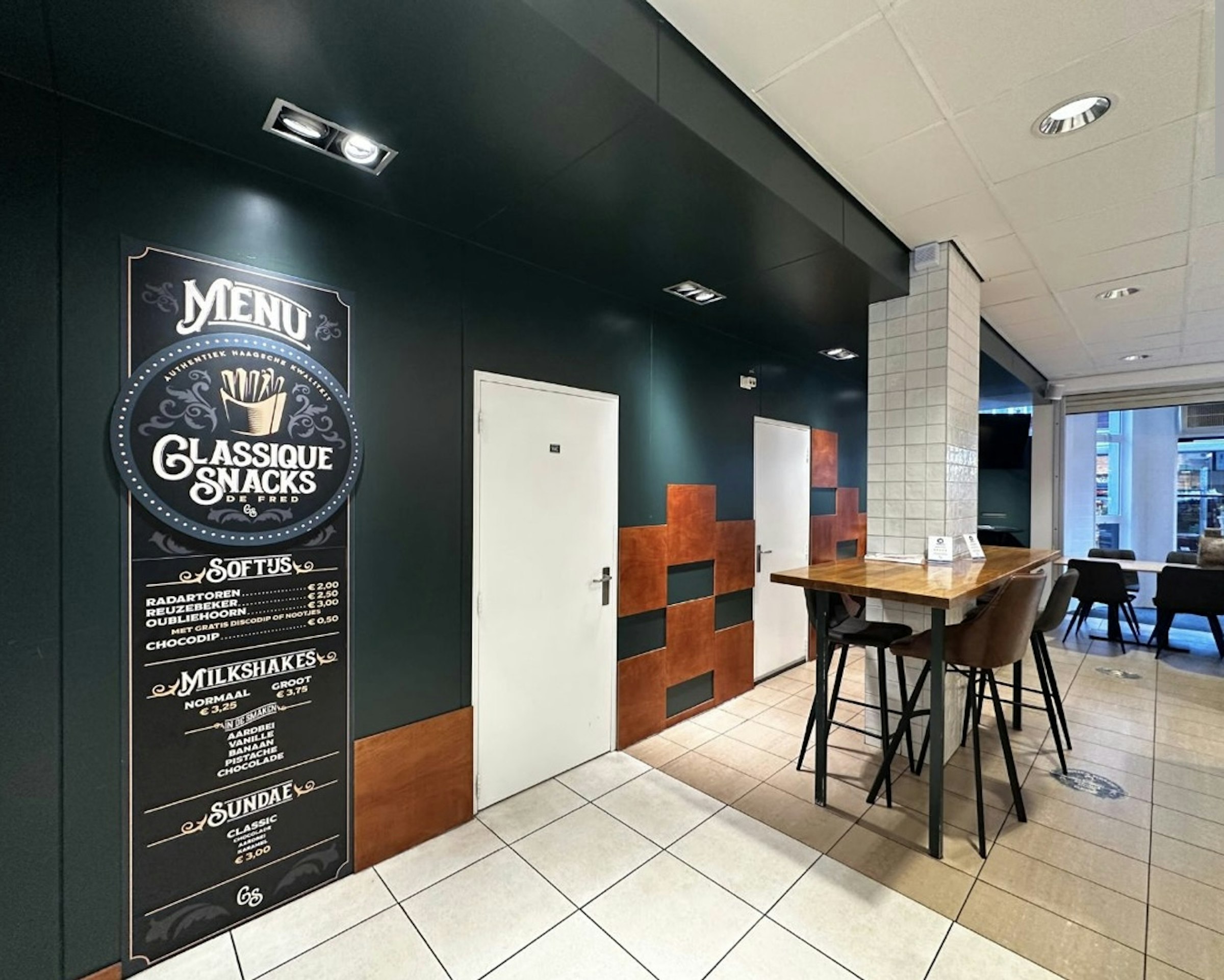 SNACKBAR & LUNCHROOM CLASSIQUE SNACKS DE FRED TER OVERNAME IN DEN HAAG – CIRCA 190 M² — foto 9 van 14
